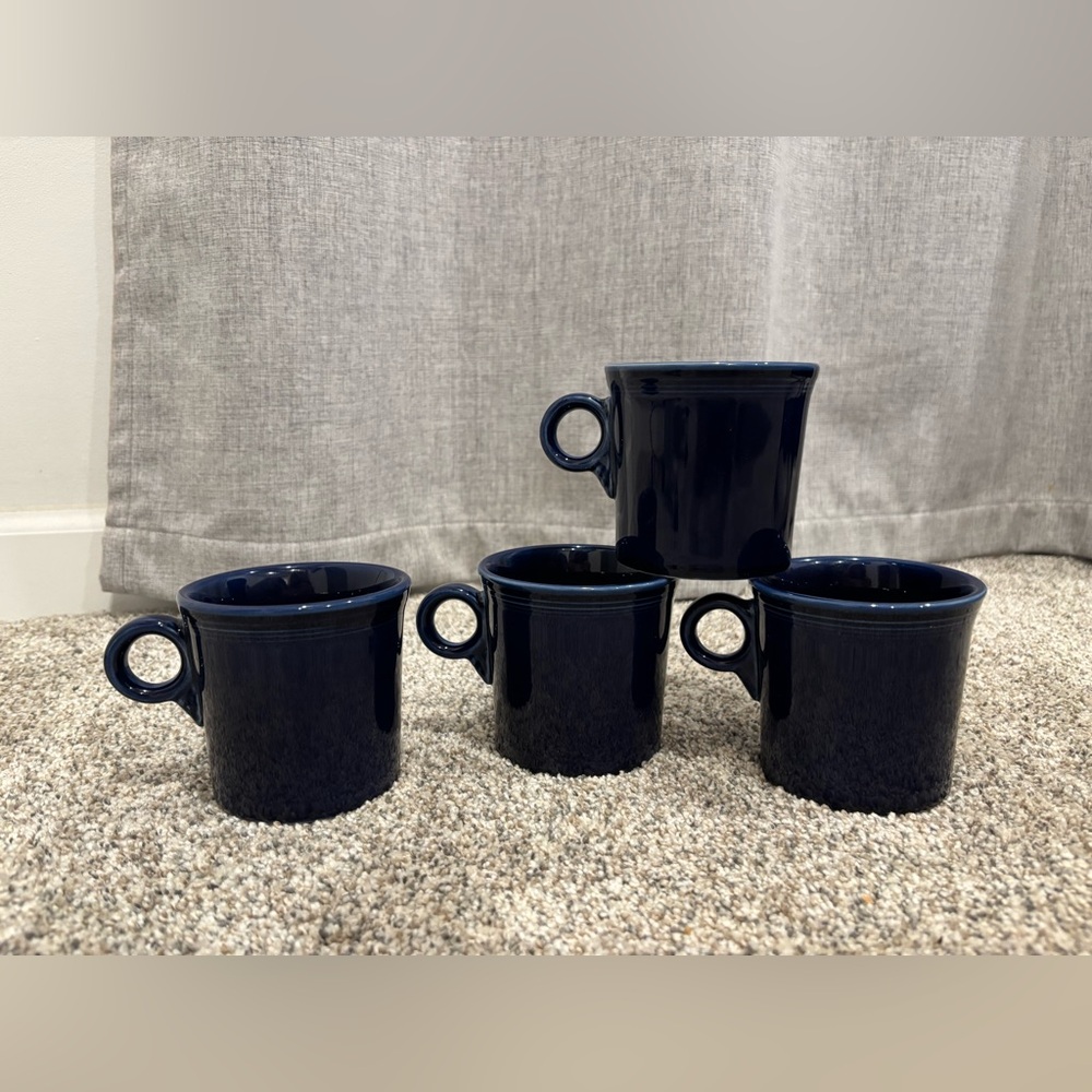 Set of 4 Vintage Homer Laughlin Fiesta Coffee Mugs/Tea Cups in Navy Blue, 1990s - Picture 3 of 14
